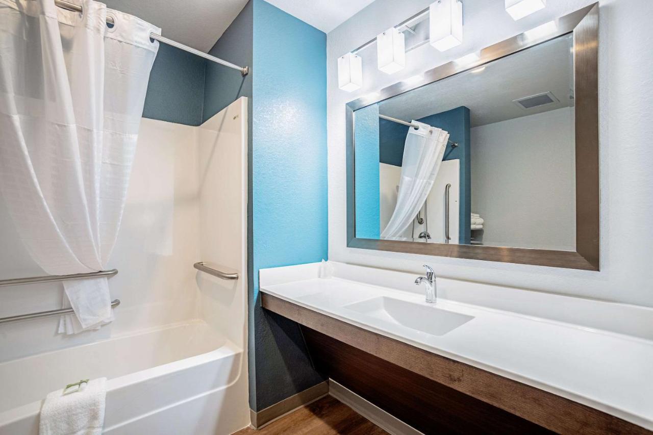 Woodspring Suites Naples Golden Gate 외부 사진