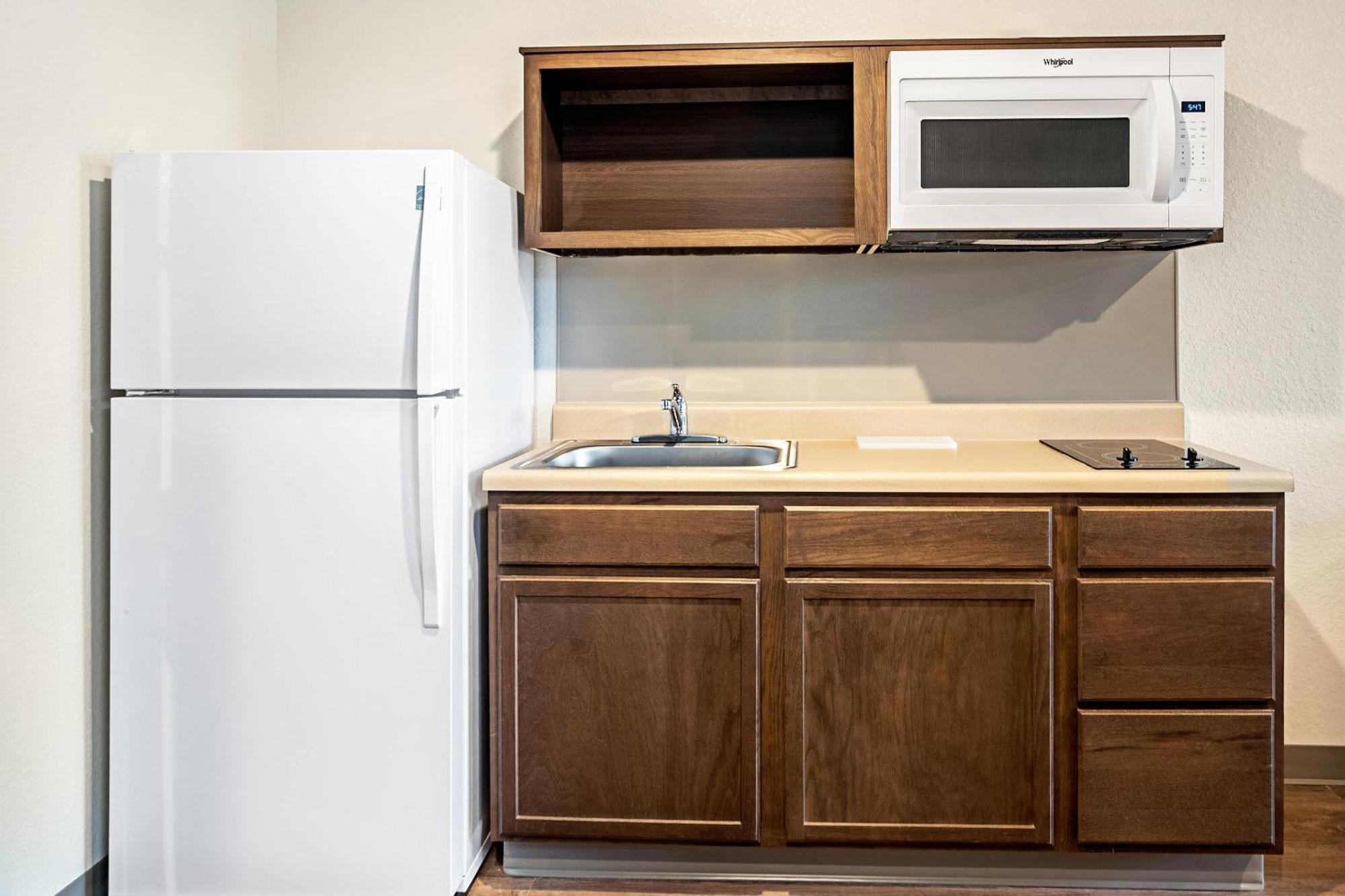 Woodspring Suites Naples Golden Gate 외부 사진